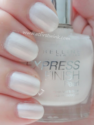 Maybelline Express Finish Pearl nail polish - White Dream on nails