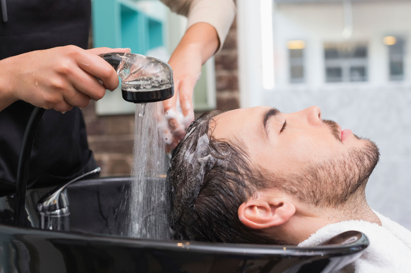 5 Things to look for in a good hair loss shampoo - Beauty Tips