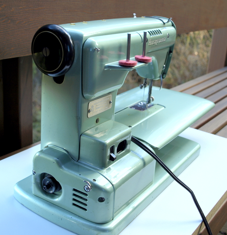 Tight Acres Husqvarna Viking Type 21A