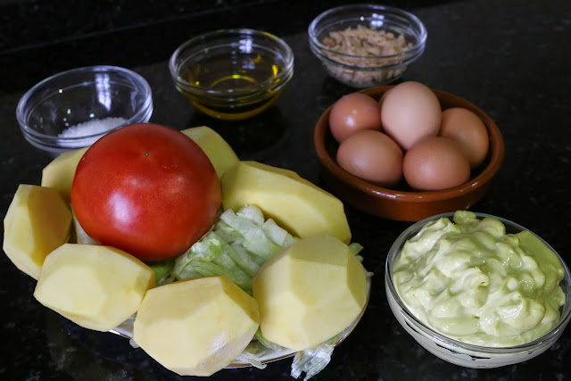 Ingredientes para tortilla de patatas rellena