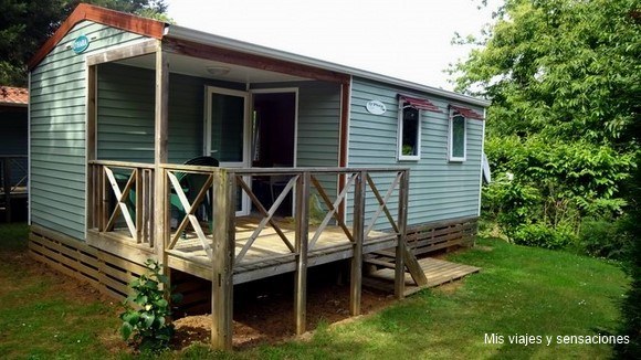 Camping le Temps de Vivre, Perigord, Francia