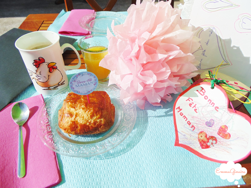 EmmaGinaire: Aujourd'hui c'est la fête des mères EmmaGinaire: Aujourd'hui c'est la fête des mères