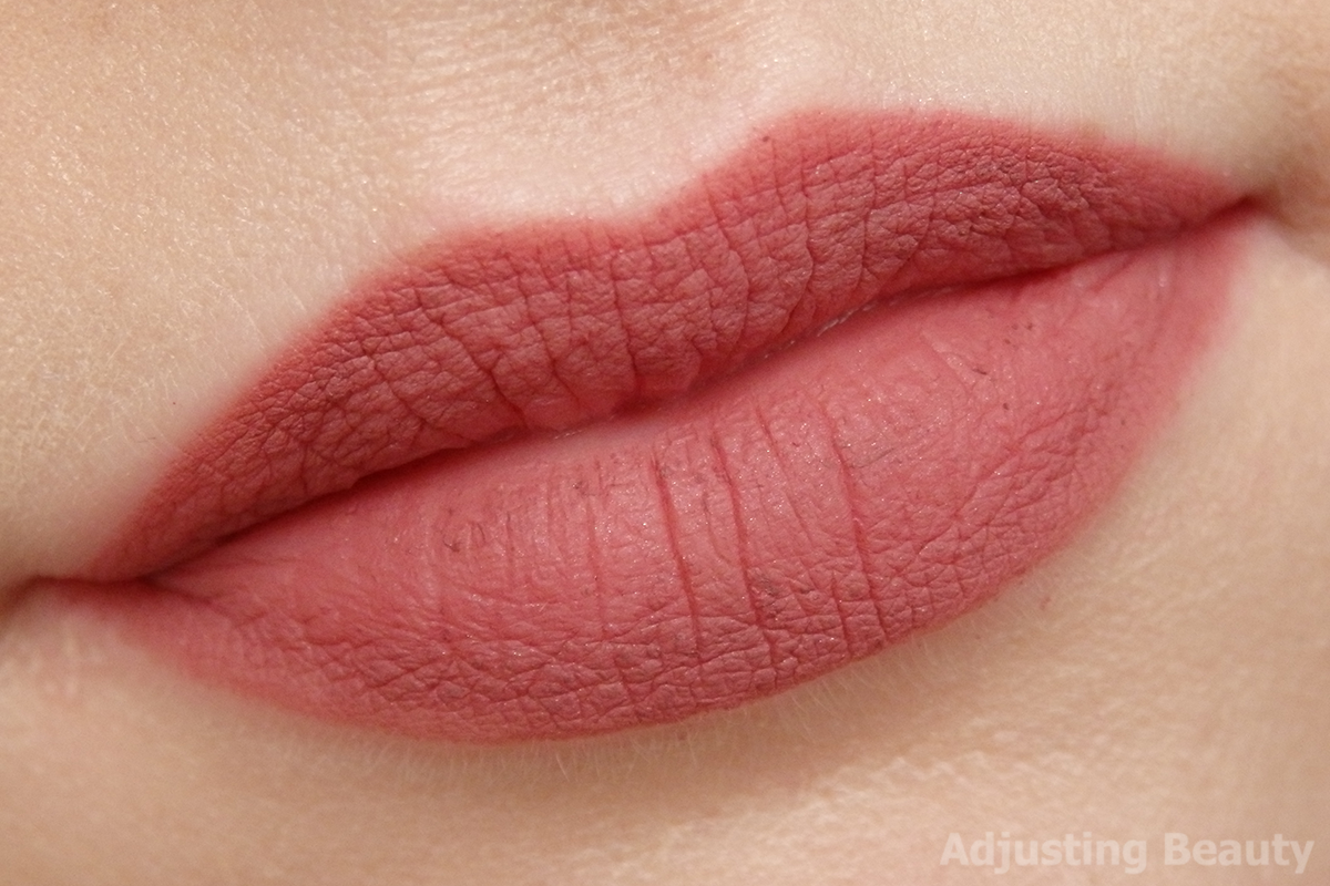 Review Avon Ultra Glimmerstick Lip Liners Adjusting Beauty