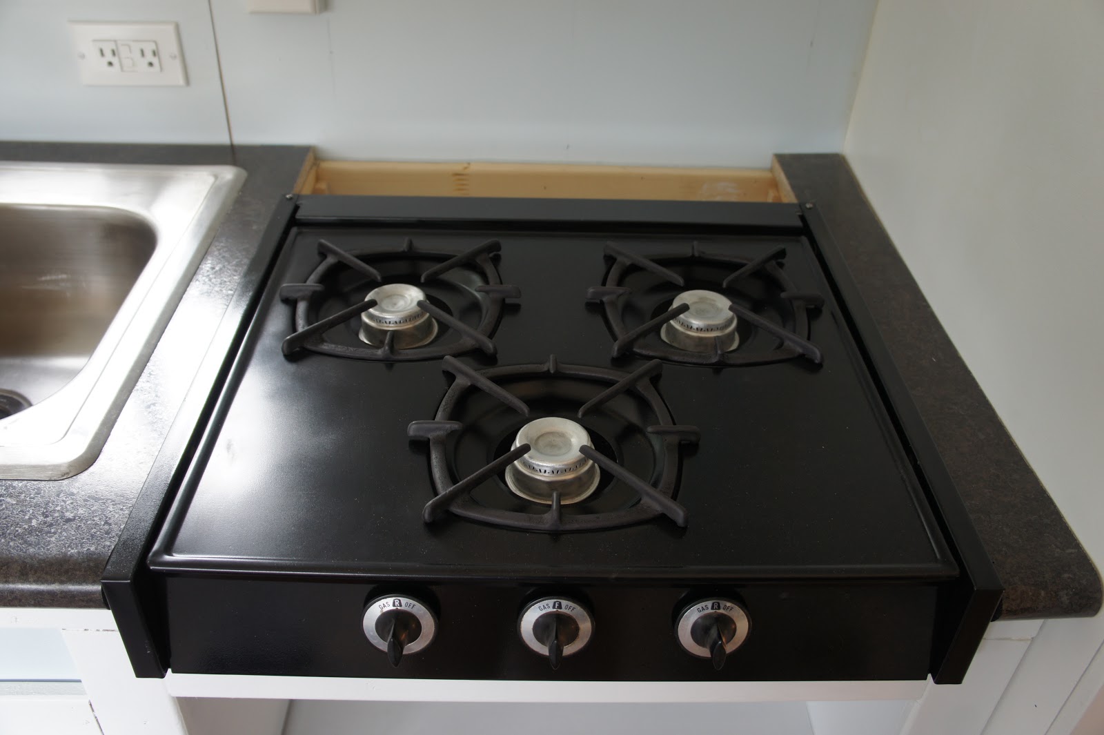 Alice gets a makeover Ep. 13 DIY Paint RV Stove