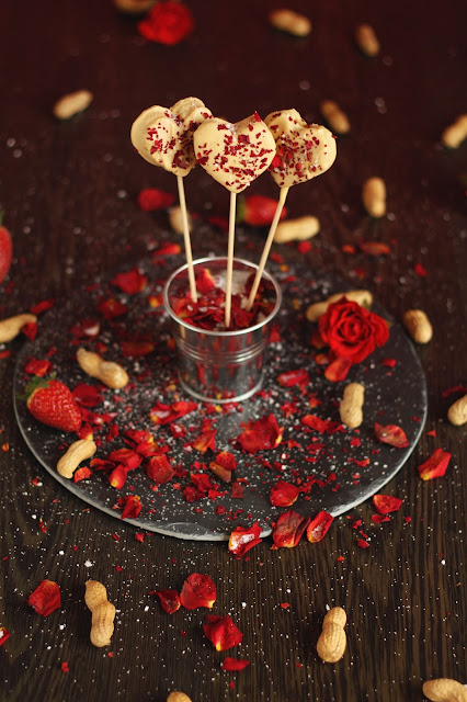 A Valentines Day Special from the German food blog Pancake Stories - peanut butter strawberry jelly pancake hearts in sticks sprinkled with rose petals and salt. That's the big romantic gesture you were looking for.