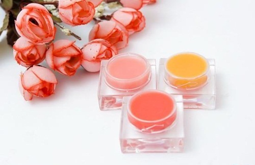 3 Công dụng của sáp ong trong việc dưỡng ẩm và làm đẹp da 3 Công dụng của sáp ong trong việc dưỡng ẩm và làm đẹp da