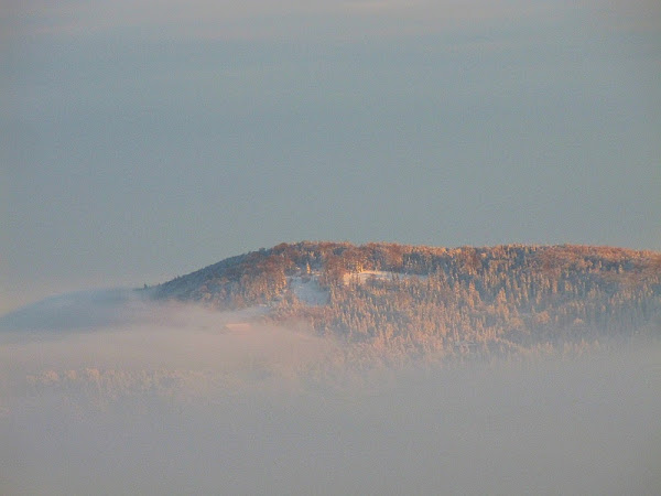 Szczyt Równicy (885 m n.p.m.)