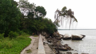 Wisata Lampung - 4 (Empat)  Wisata Pantai Populer Di Lampung , Pantai Mutun Salah Satunya