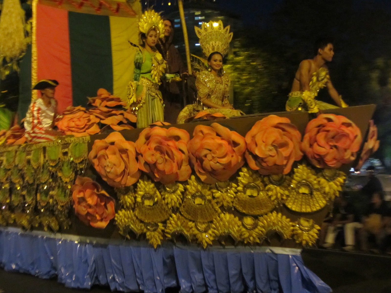 Bisayang Manlalakbay around the Philippines Aliwan Fiesta 2013 Float