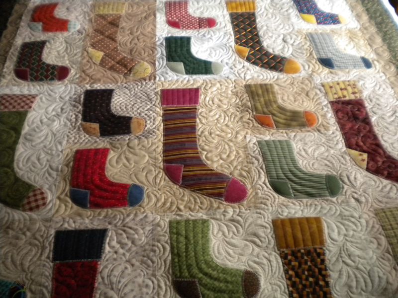 Fiberobsessive Quilt of the Week Susan's Lost Socks