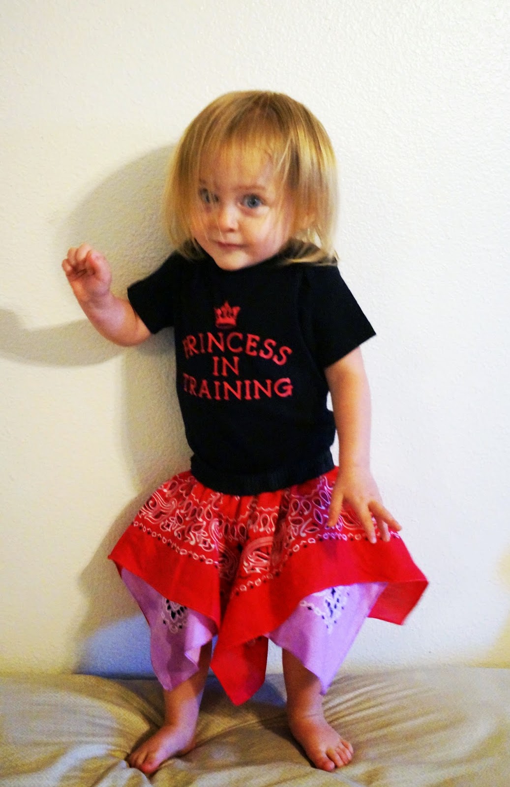 d-s-crafty-hodge-podge-layered-handkerchief-skirt-tutorial