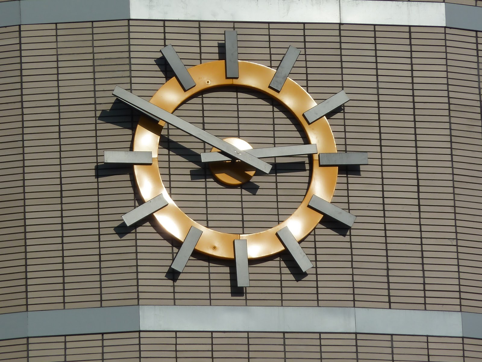 Clock This Kingston upon Thames Clocks