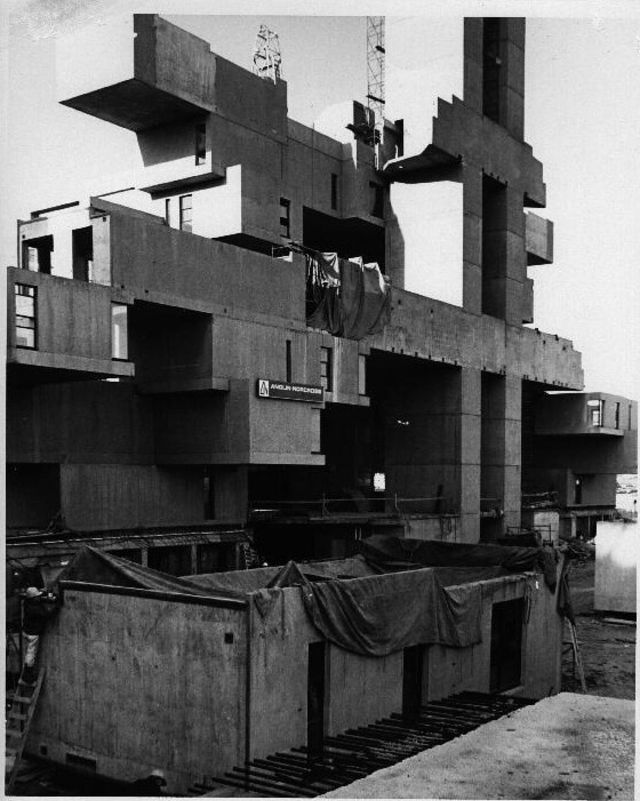 Rare Photographs of the Construction of Habitat 67, the Most