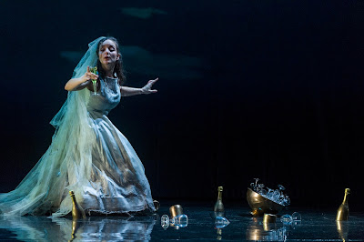 Ambroise Thomas: Hamlet - Opera2Day - Lucie Chartin (Photo  Ben van Duin)