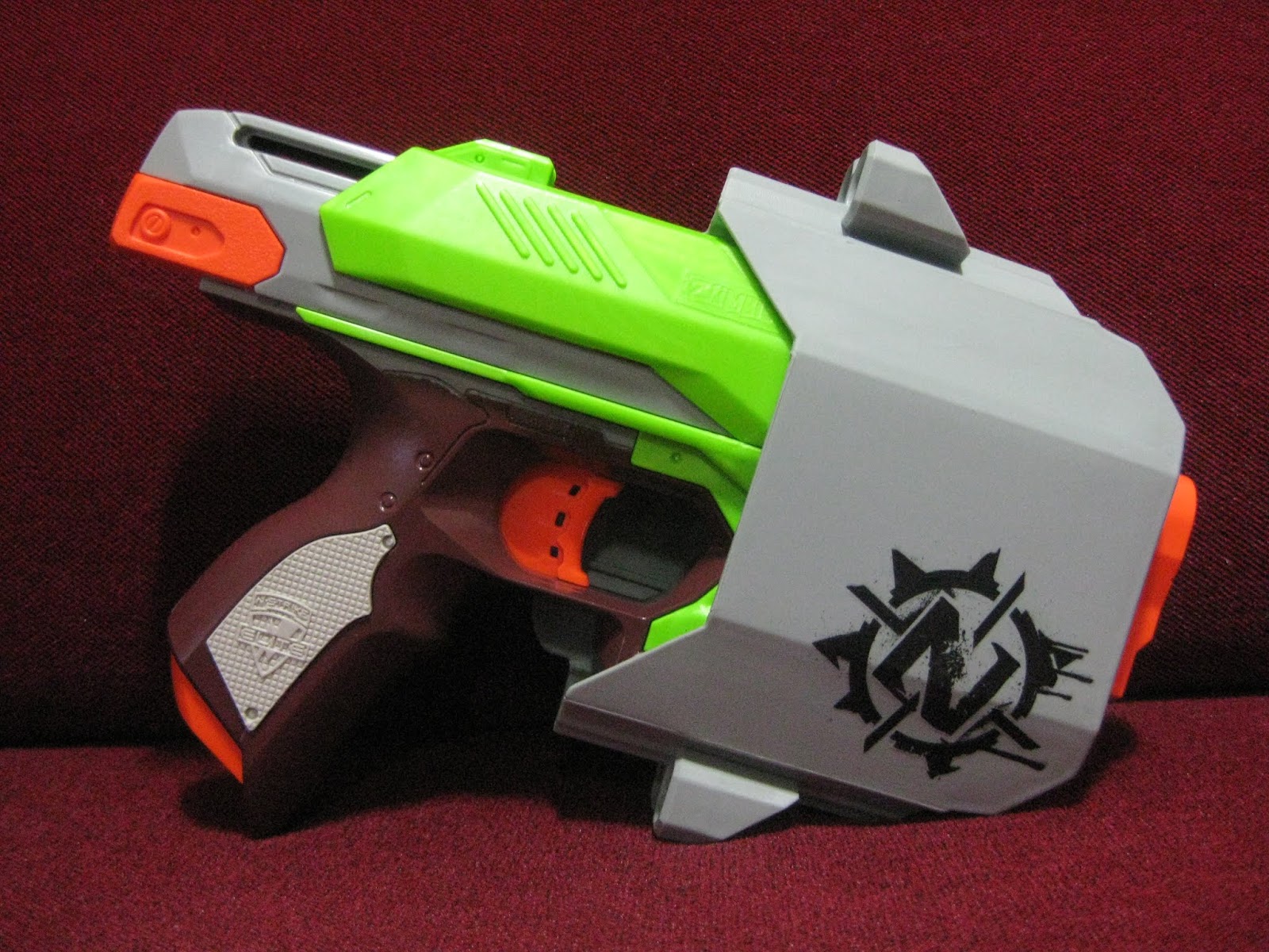 deSMOnd Collection Hasbro Nerf "Sidestrike" Zombie Strike Series