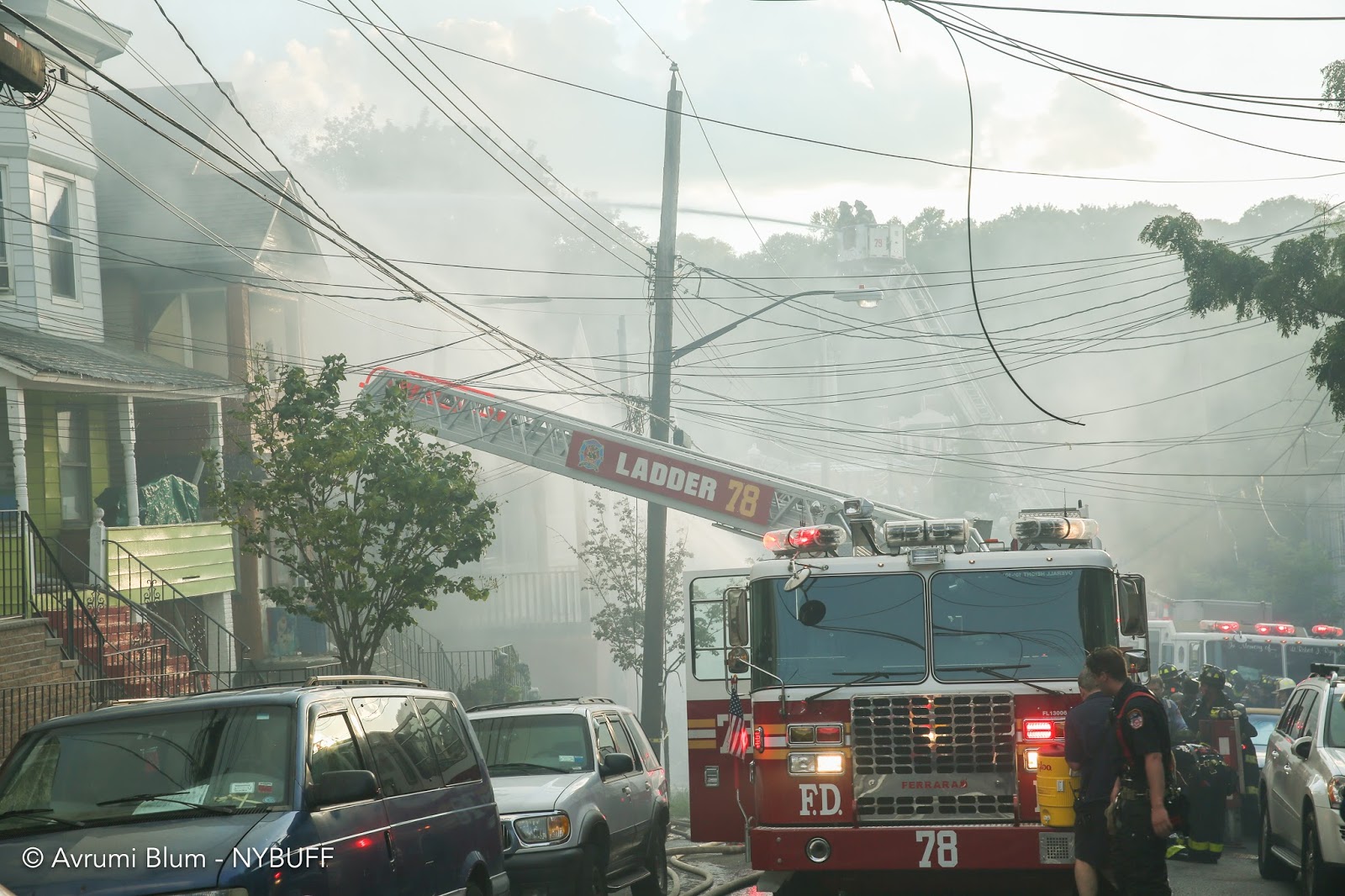 New York Buff Media Massive Staten Island fire destroys three houses