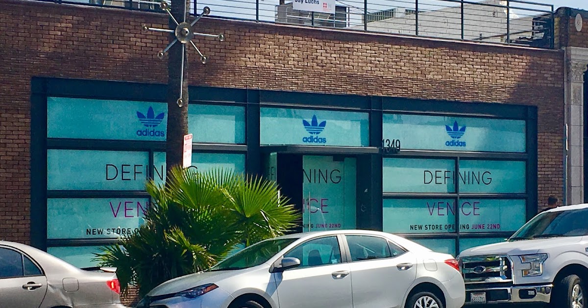 Adidas venice deals store