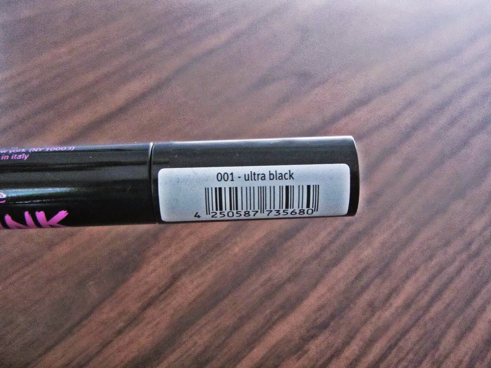 Crush on Fashion REVIEW Essence jumbo eyeliner pen