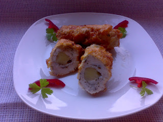 Rulouri din piept de pui cu cascaval