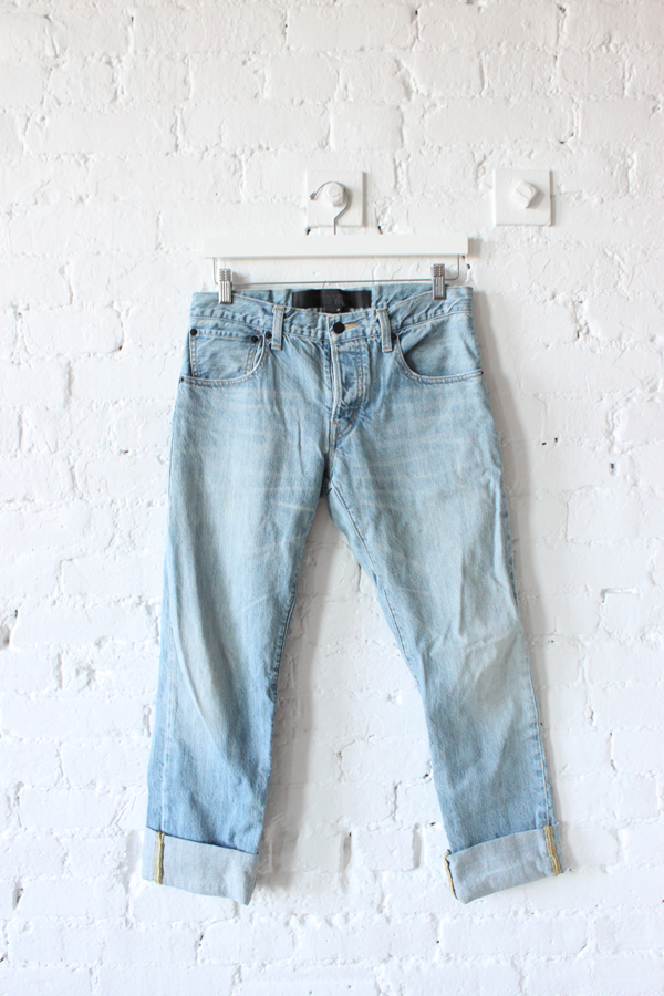 laws of general economy: surface to air boyfriend jeans 27