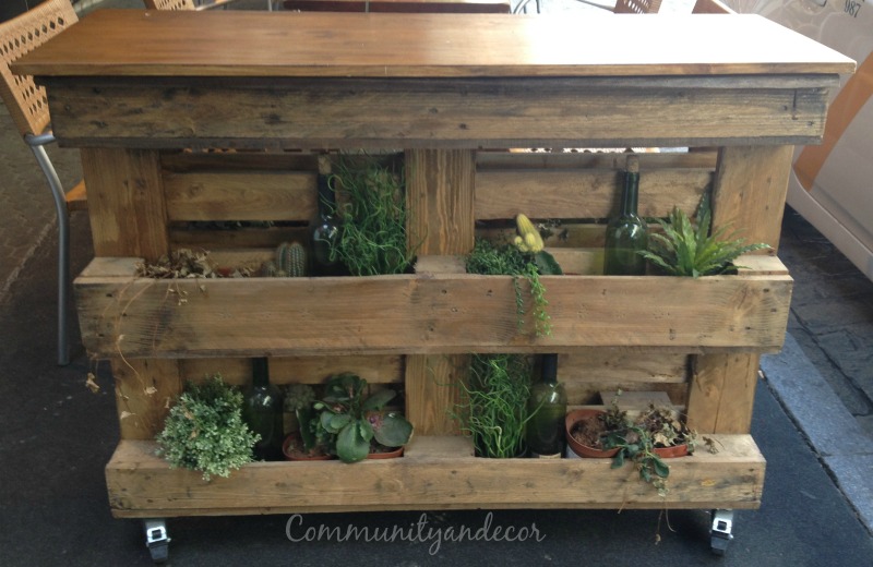 Ideas de decoración exterior sostenible con palets