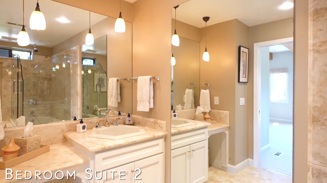 31 Photos vs. 25 Preston Road Woodside, CA Luxury Mansion Interior Design Tour