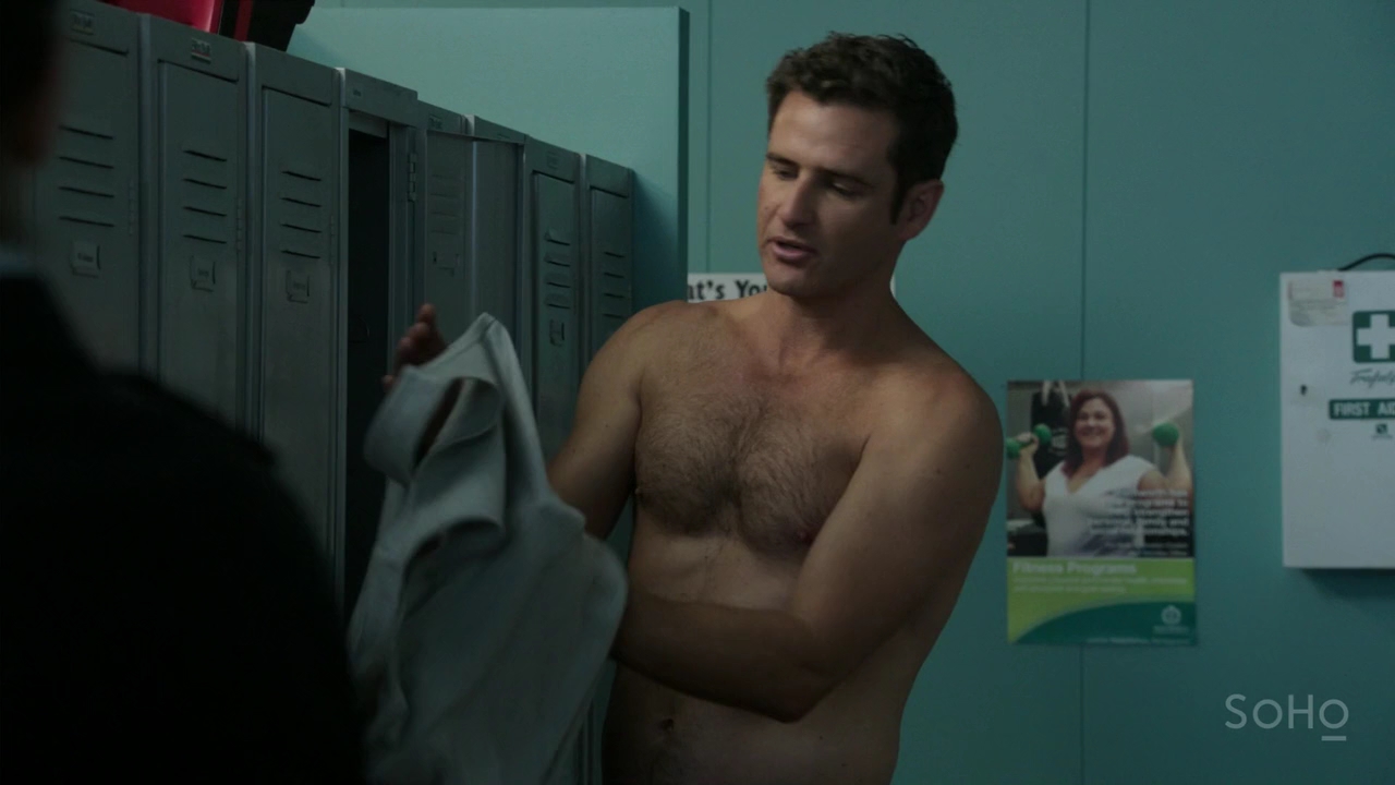 Bernard Curry (ex-Home & Away) naked bum in Wentworth S04E08.