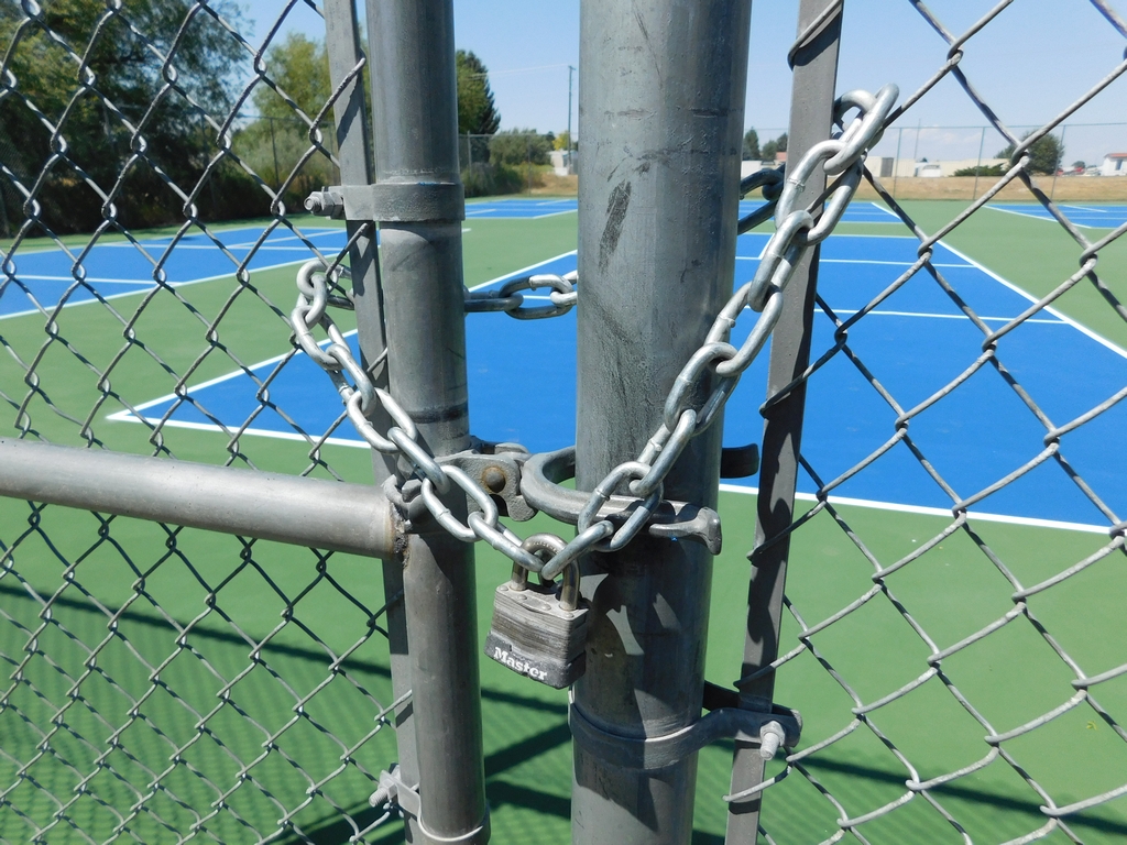 Idaho Falls Pickleball Lincoln Park courts finished and curing