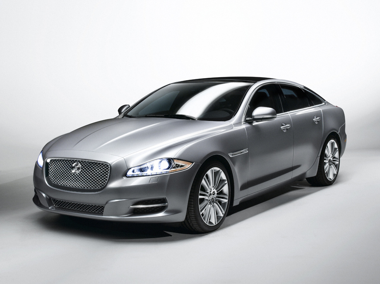 2011 Jaguar XJ Sentinel Review : Car Review and Wallpaper: 2011 Jaguar