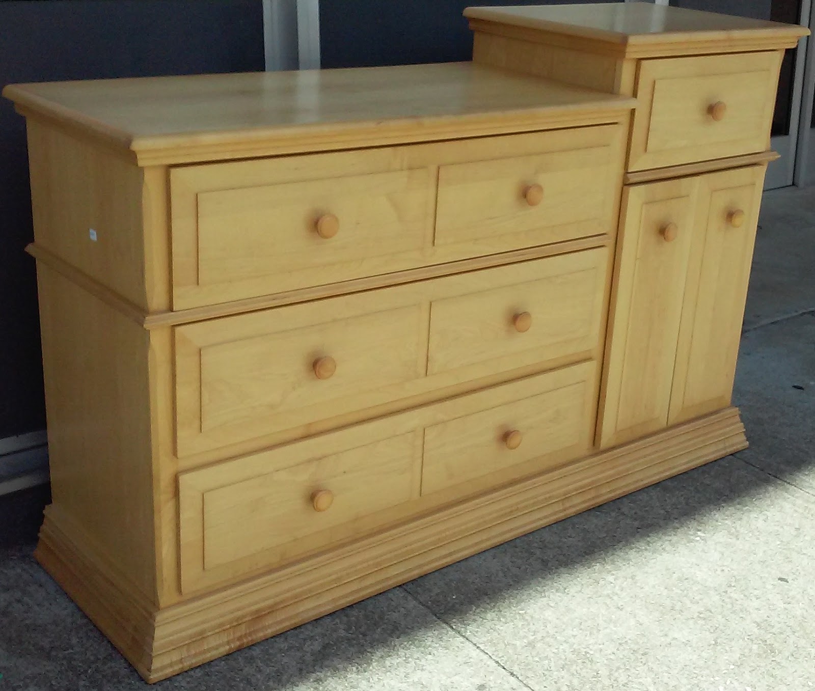 UHURU FURNITURE & COLLECTIBLES SOLD 16939 Blond Maple Finish 62" wide