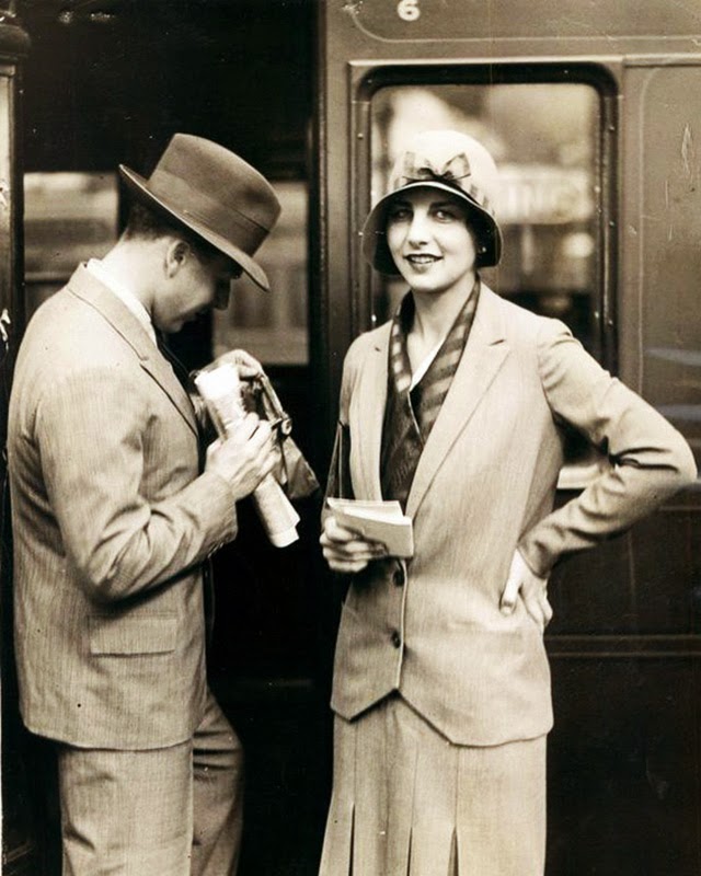 Women's Street Fashion of the 1920s vintage everyday