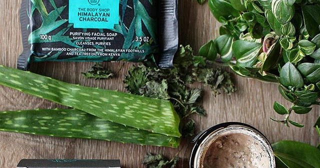 himalayan charcoal facial soap