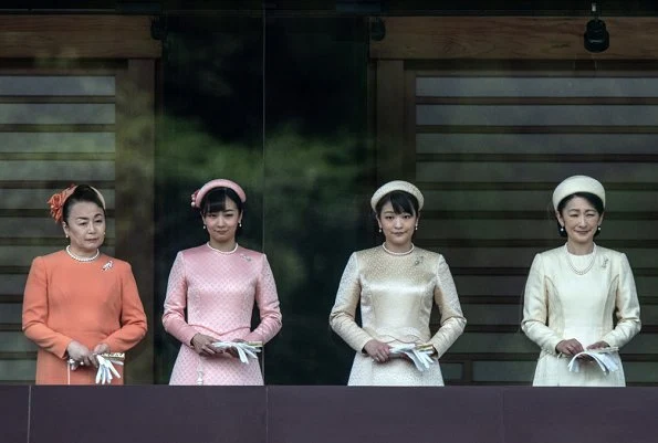 Emperor Naruhito, Empress Masako, Crown Prince Akishino, Crown Princess Kiko, Princess Mako, Princess Kako and Princess Tomohito