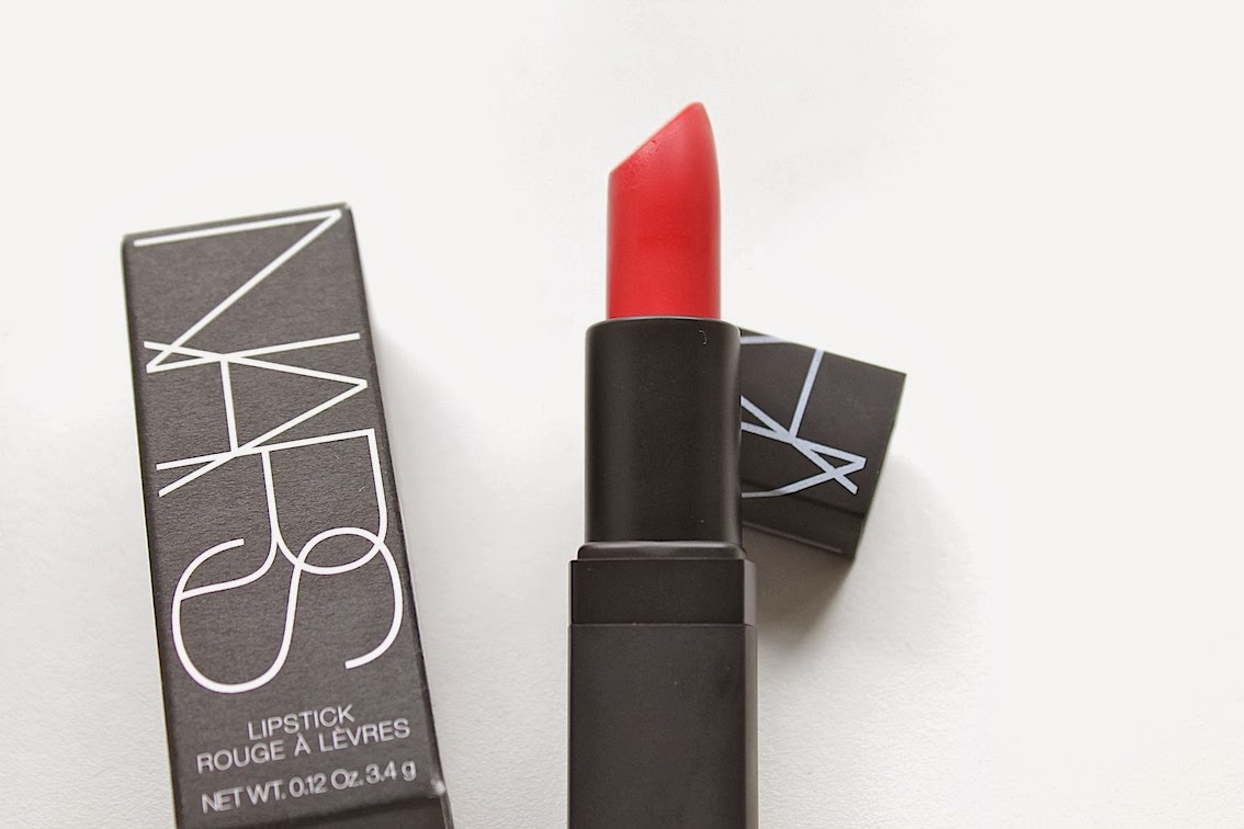 Nars SemiMatte Lipstick in Jungle Red A Y E .. L I N E D