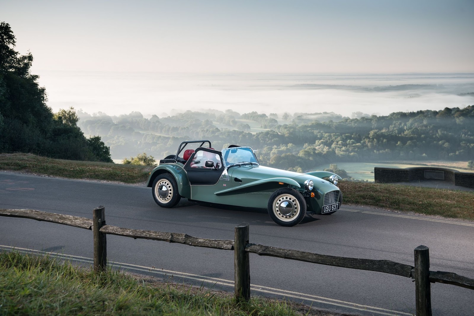 Caterham+Seven+Sprint+%25287%2529.jpg