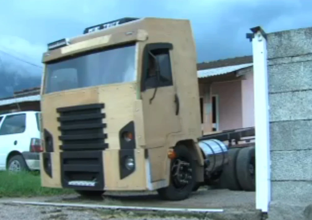 Invenção em garagem de Lontras-SC