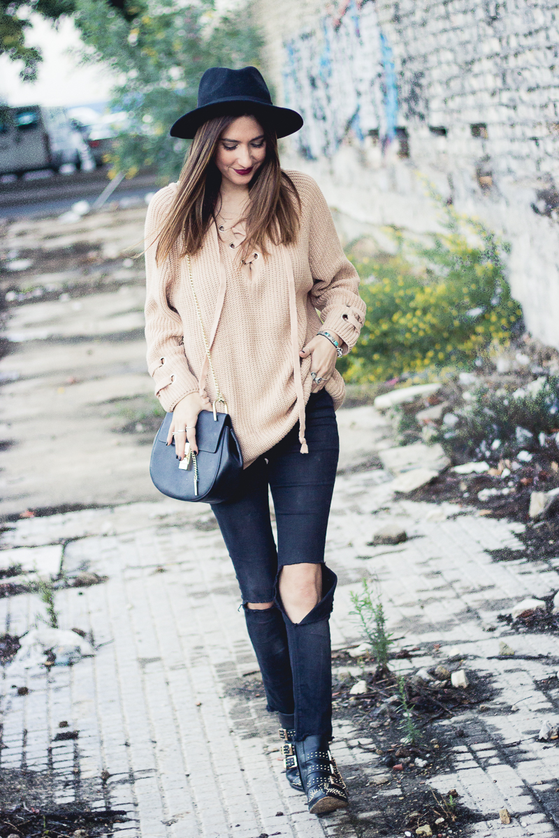 LACE UP SWEATER, Shoes and Basics