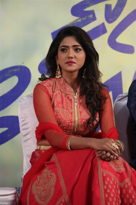Shalu Chourasiya at En Kadhali Scene Podra audio launch
