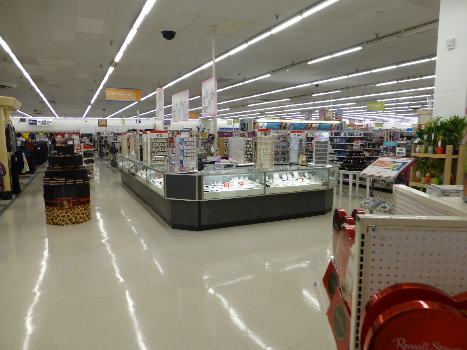 Dead and Dying retail The Kmart stores of the Greater Toledo, Ohio Area
