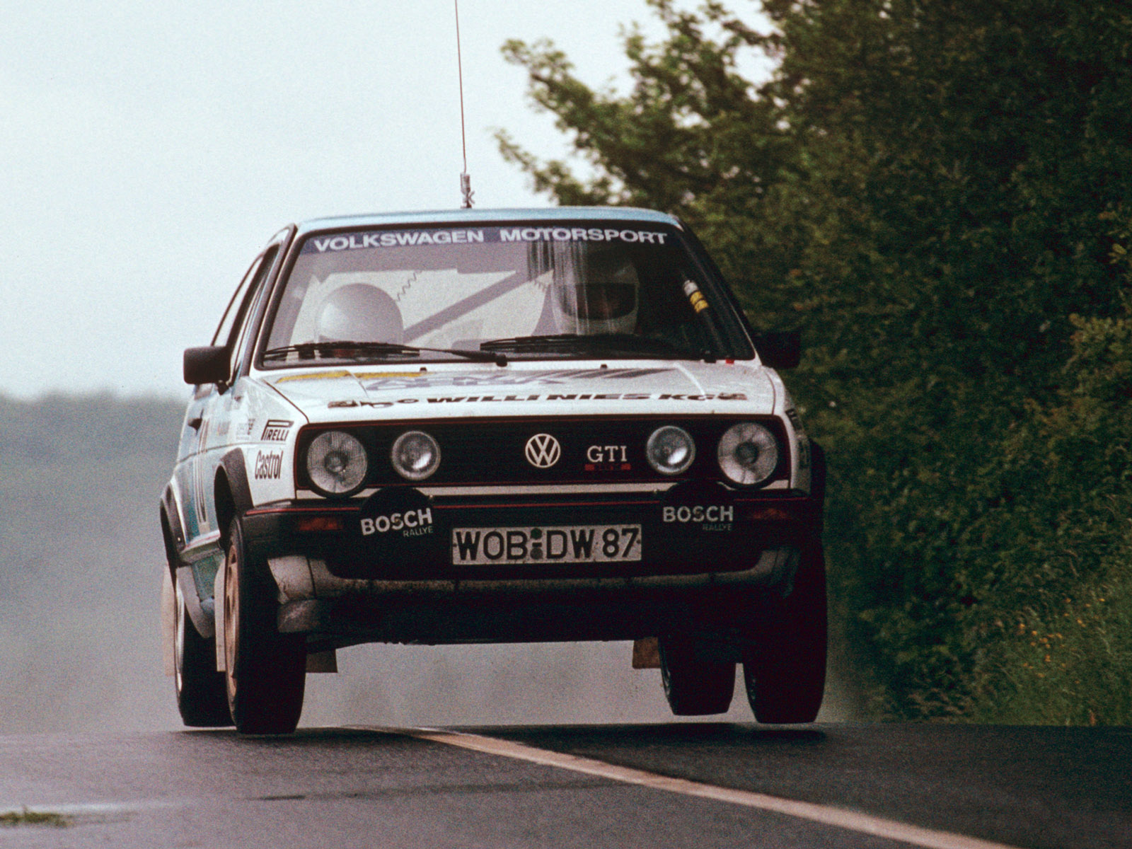 Speed Machines Classic: 1987 | Volkswagen Golf ( II ) GTI 16v rally car