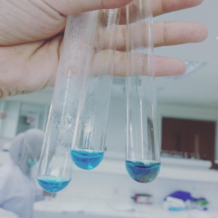 KULIAH FARMASI SUSAH GAK YA???