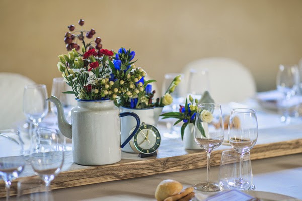 Una sencilla boda de estilo rústico cargada de encanto