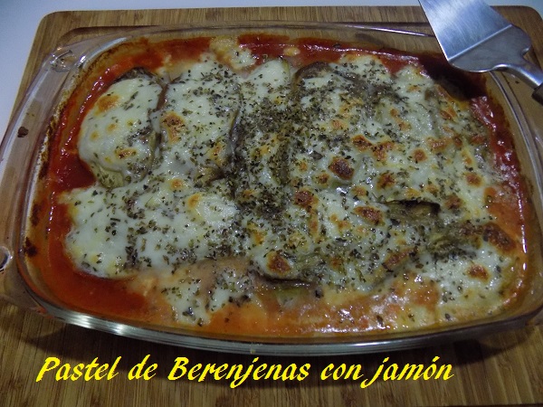 Pastel de berenjena con jamón