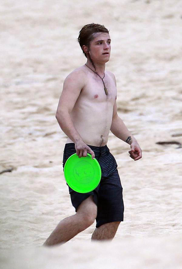 The Hunger Games: Shirtless Josh Hutcherson plays frisbee sorted by. 