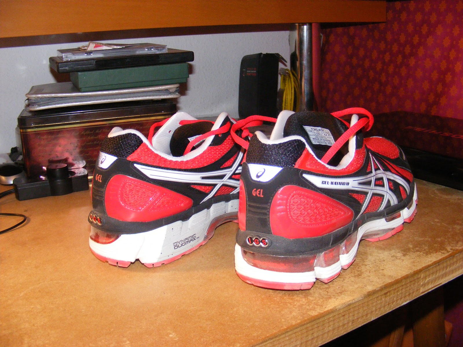 catch of the day asics kayano 25