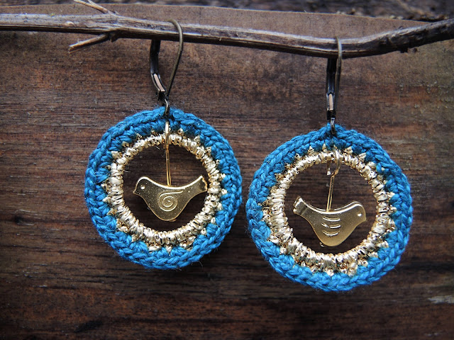 crocheted hoops with bird earrings diy