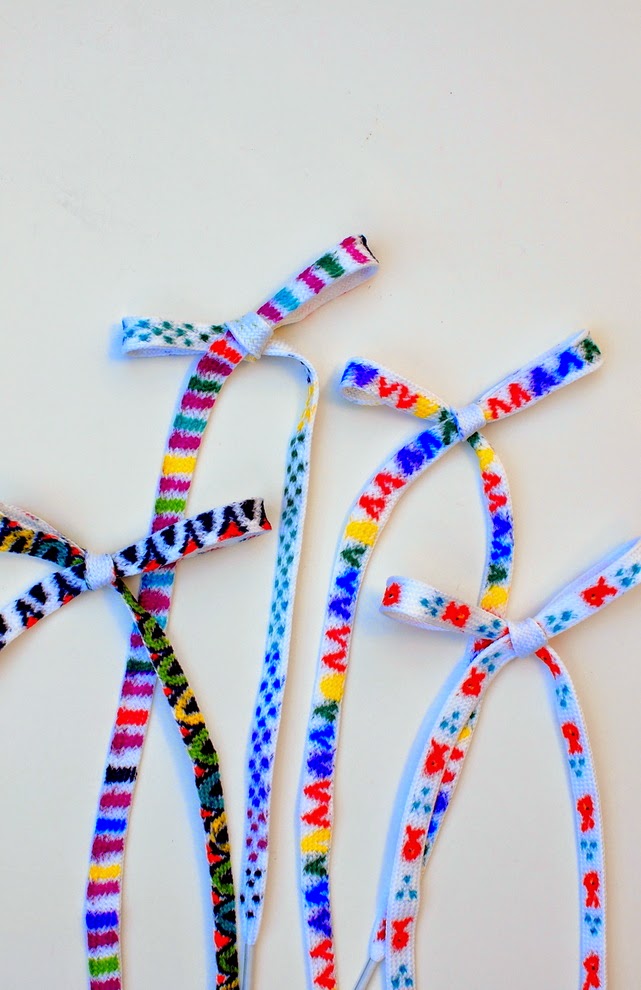 DIY Colorful Shoelaces! Pink Stripey Socks