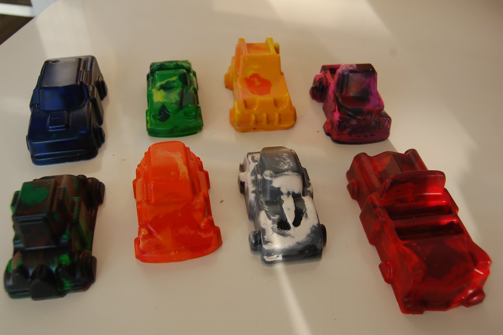 Melandboys Create Crayon Cars