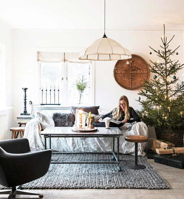 Новогодний интерьер дома в скандинавском стиле