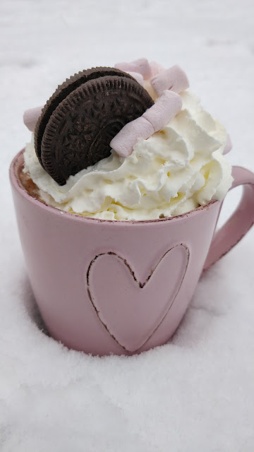 Hot chocolate with Oreos #OreoCookieQuest